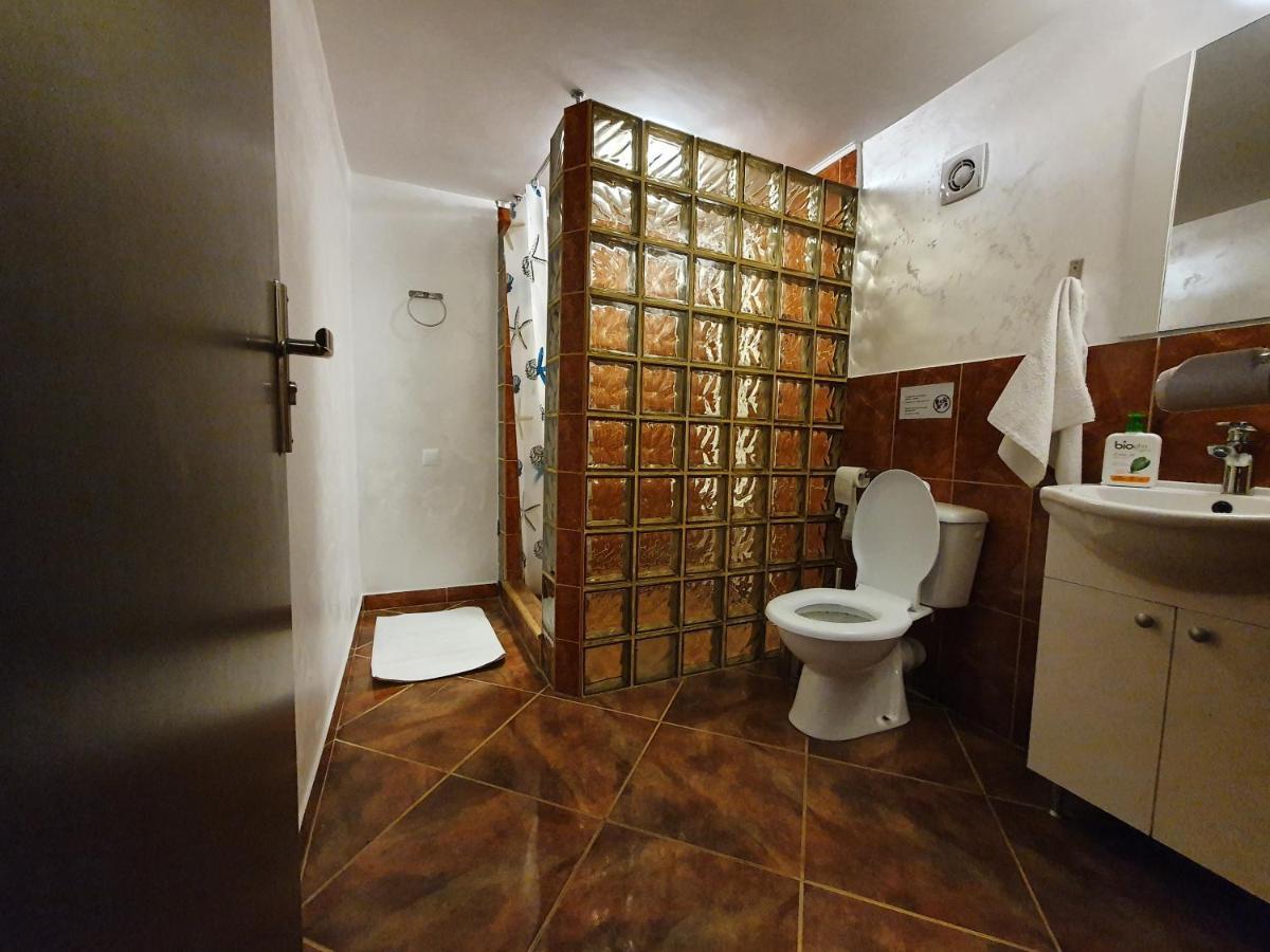 Vila Karina Teşila Exterior foto
