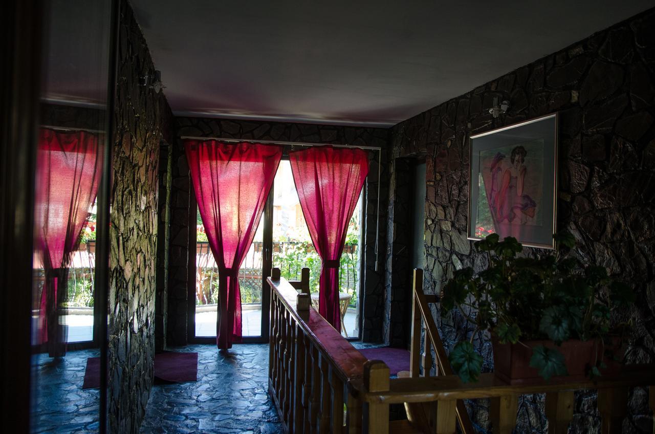 Vila Karina Teşila Exterior foto